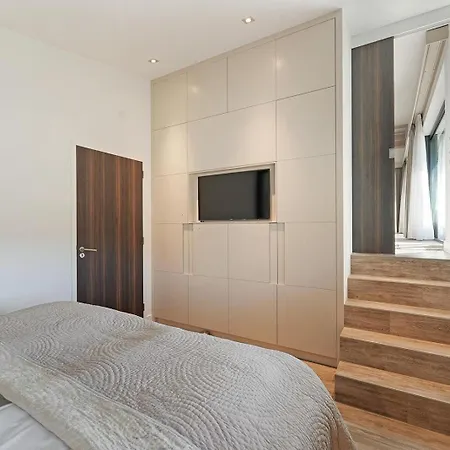 Modern Panorama - 4p - Glazen Serre, Waterzicht & Comfort - 36 Villa Ouddorp