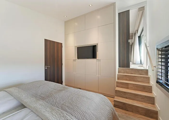 Modern Panorama - 4p - Glazen Serre, Waterzicht & Comfort - 36 Villa Ouddorp