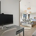 Modern Panorama - 4p - Glazen Serre, Waterzicht & Comfort - 36 Villa